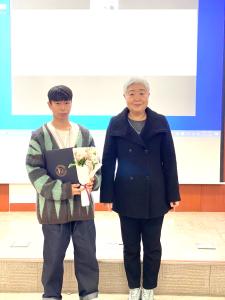 Hyun-Jun got a prize from department 이미지